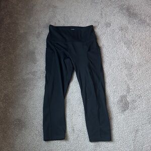 Ododos Black Crop Leggings SIZE M